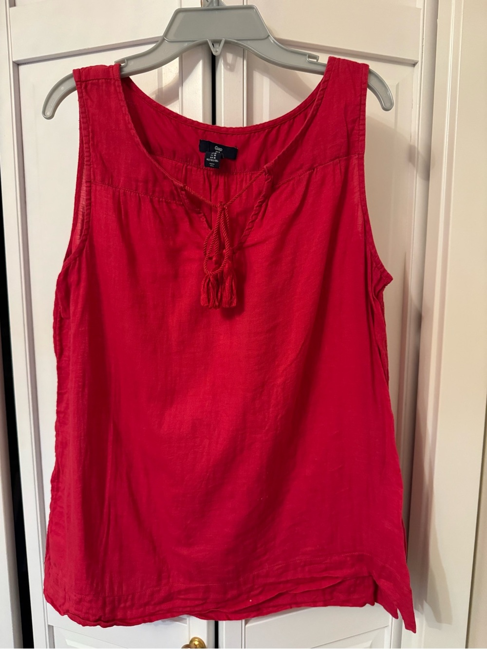 GAP Women’s Bright Red Tassel Tie Tank Top